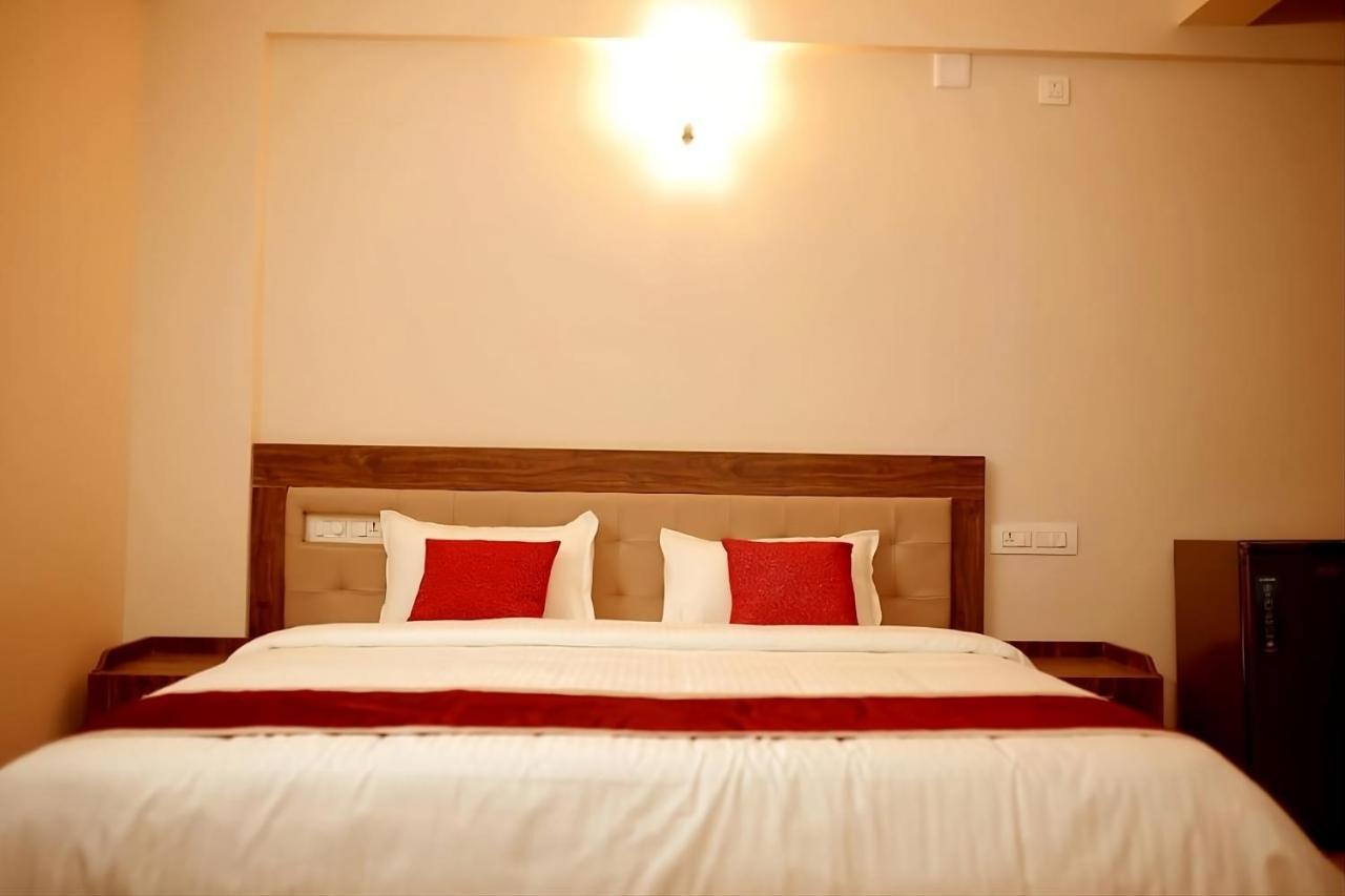 Oryx Homes Kochi Exterior photo